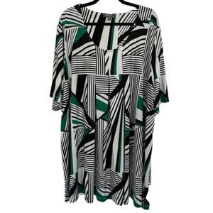 Ulla Popken Womens Geometric Tunic Top Size 24 26 Green Round Neck Short Sleeve
